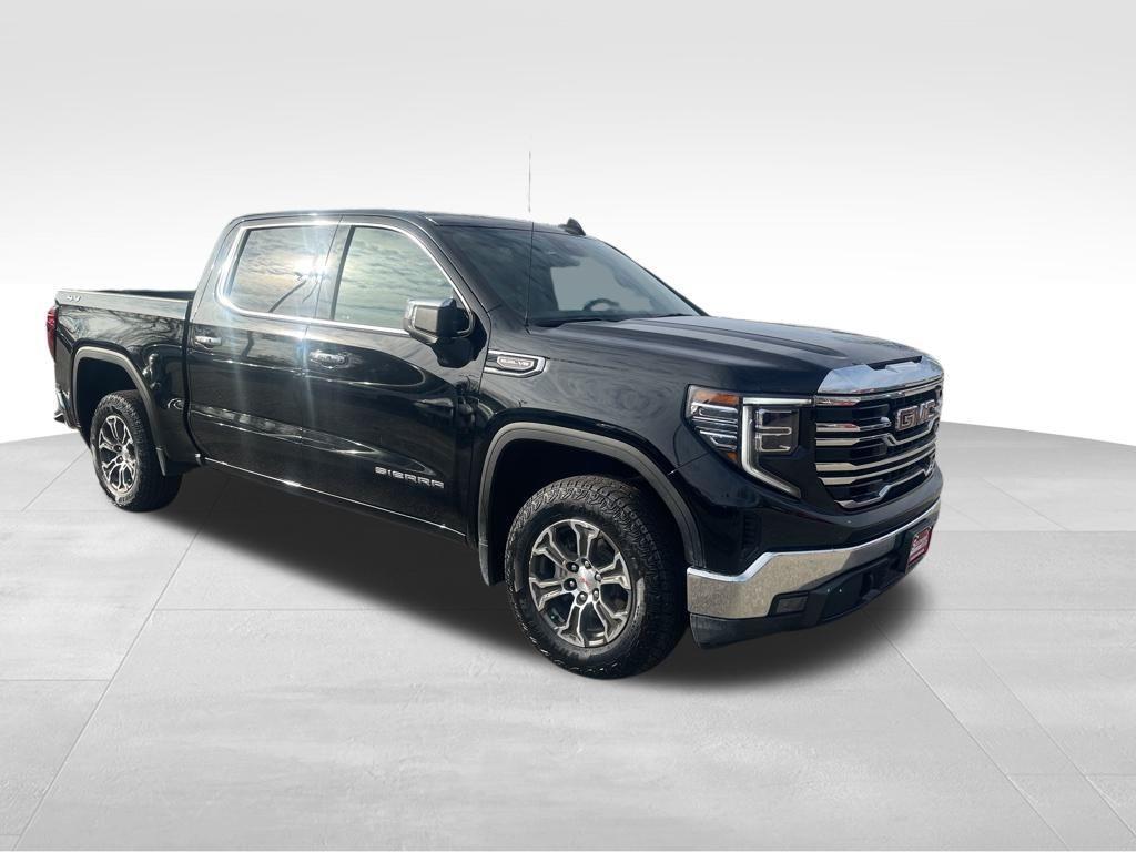 used 2025 GMC Sierra 1500 car, priced at $39,638