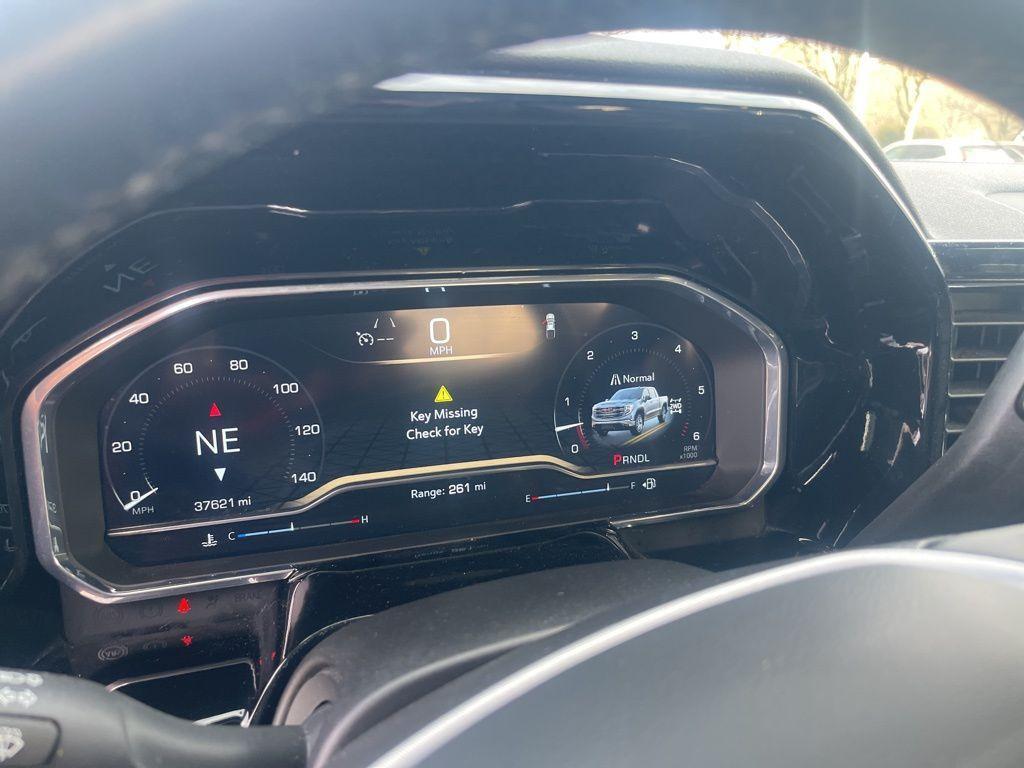 used 2025 GMC Sierra 1500 car, priced at $39,638