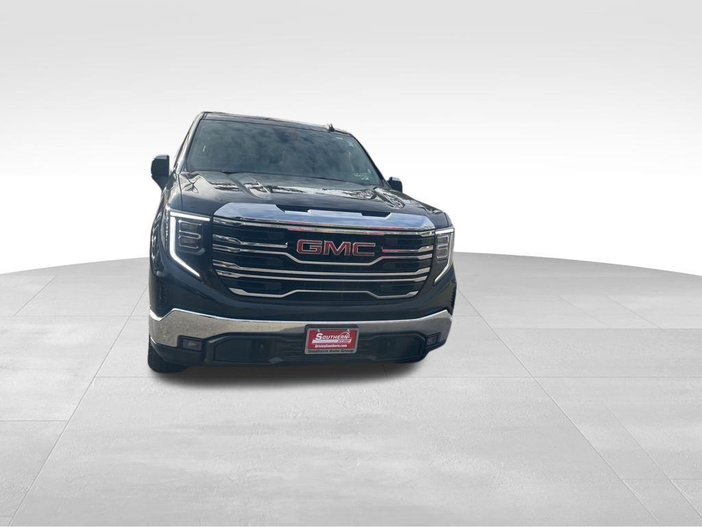 used 2025 GMC Sierra 1500 car, priced at $39,638