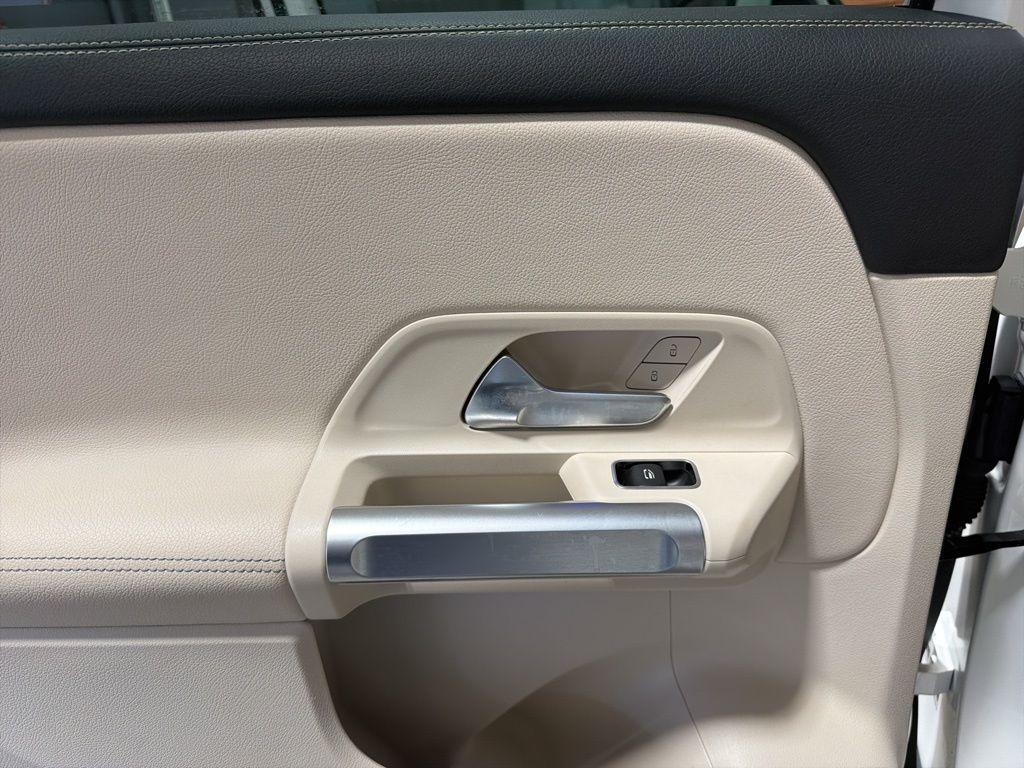 used 2023 Mercedes-Benz GLB 250 car, priced at $29,410