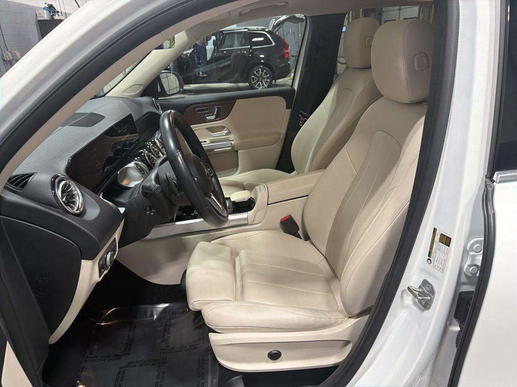 used 2023 Mercedes-Benz GLB 250 car, priced at $29,410