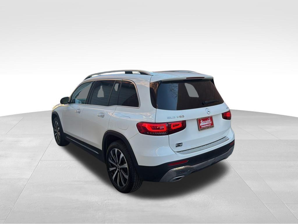 used 2023 Mercedes-Benz GLB 250 car, priced at $29,410