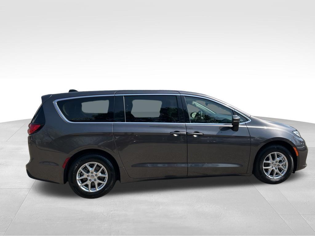 used 2023 Chrysler Pacifica car, priced at $23,850