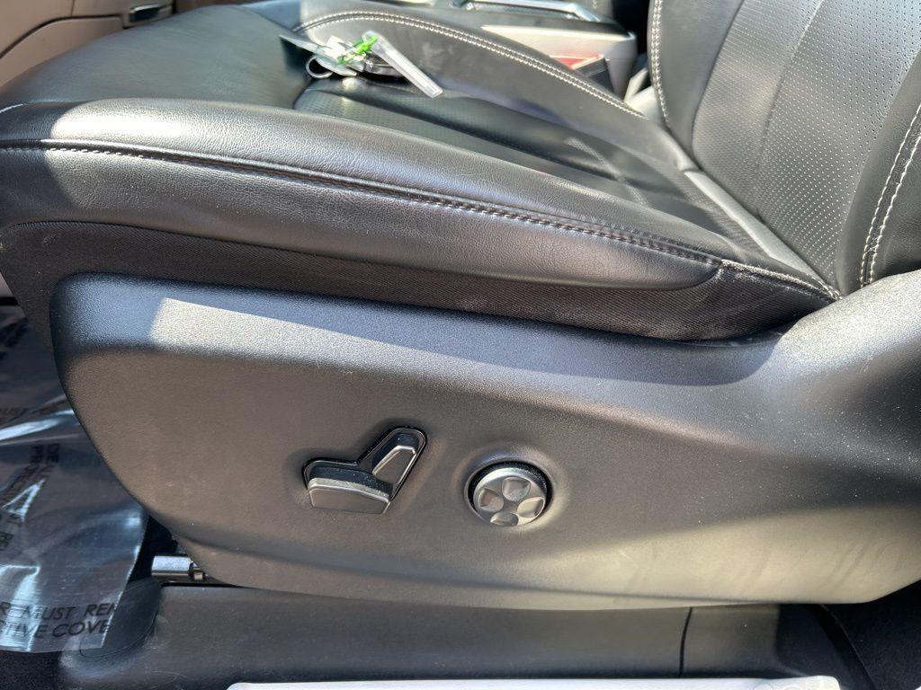 used 2023 Chrysler Pacifica car, priced at $23,850