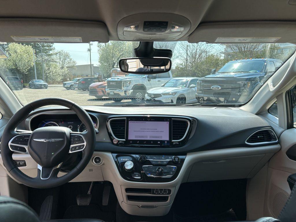 used 2023 Chrysler Pacifica car, priced at $23,850