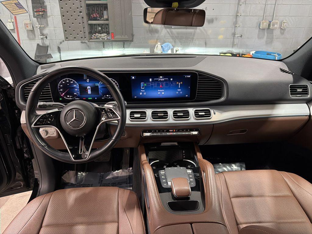 used 2024 Mercedes-Benz GLE 450 Plug-In Hybrid car, priced at $45,905