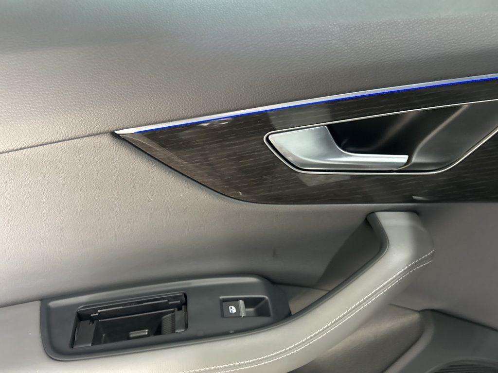 used 2025 Audi Q7 car, priced at $47,488