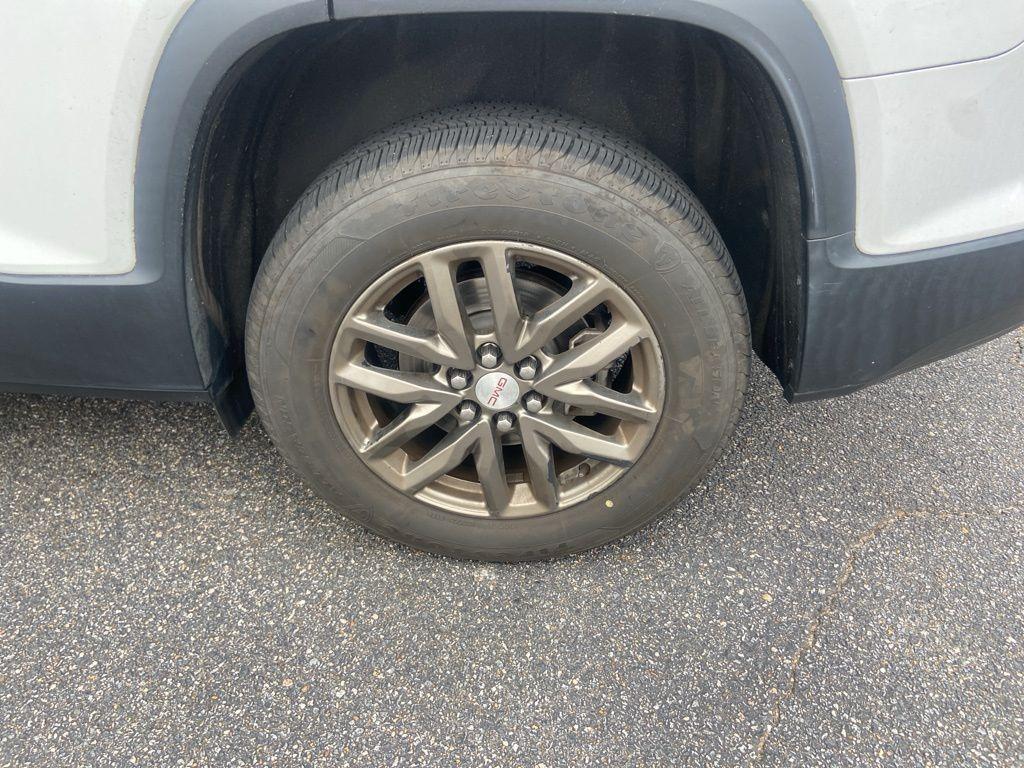 used 2018 GMC Acadia car, priced at $13,150