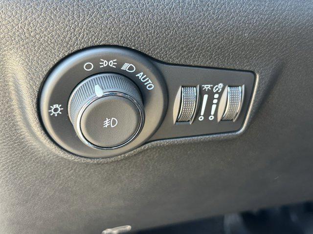 new 2026 Jeep Compass car, priced at $27,027