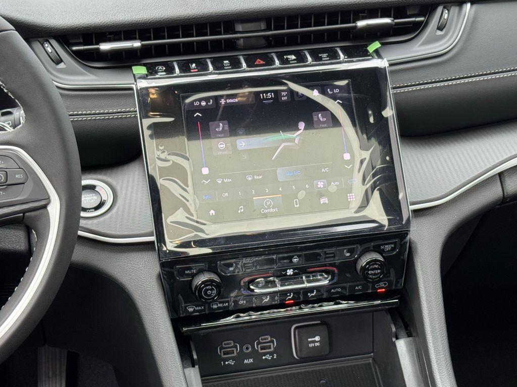 new 2026 Jeep Grand Cherokee car, priced at $35,330