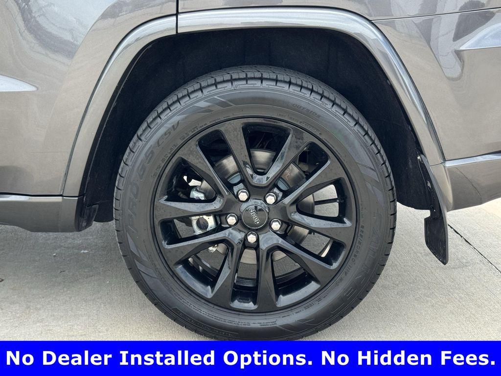 used 2021 Jeep Grand Cherokee car, priced at $17,174