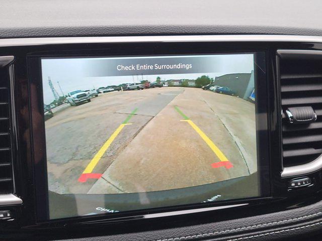 new 2026 Chrysler Pacifica car, priced at $35,723