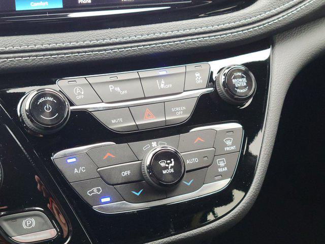 new 2026 Chrysler Pacifica car, priced at $35,723