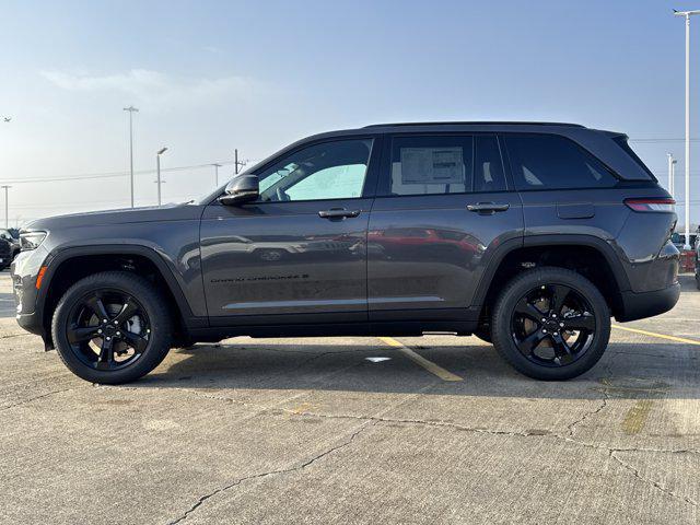new 2025 Jeep Grand Cherokee car, priced at $36,290
