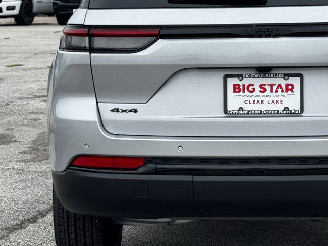 new 2025 Jeep Grand Cherokee car, priced at $37,034