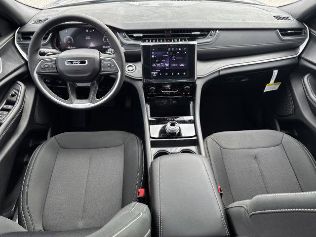 new 2025 Jeep Grand Cherokee car, priced at $30,350