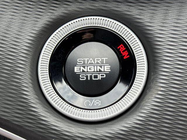 new 2025 Jeep Grand Cherokee car, priced at $30,350