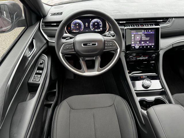 new 2025 Jeep Grand Cherokee car, priced at $31,350