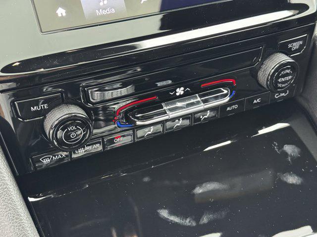 new 2025 Jeep Grand Cherokee car, priced at $31,350