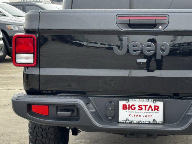 new 2026 Jeep Gladiator car, priced at $42,697