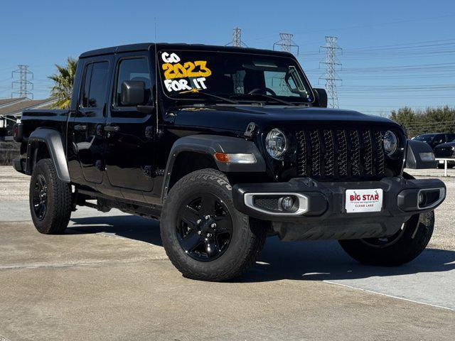 used 2023 Jeep Gladiator car, priced at $28,200