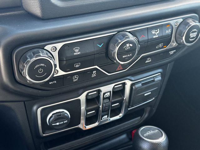 used 2023 Jeep Gladiator car, priced at $28,200