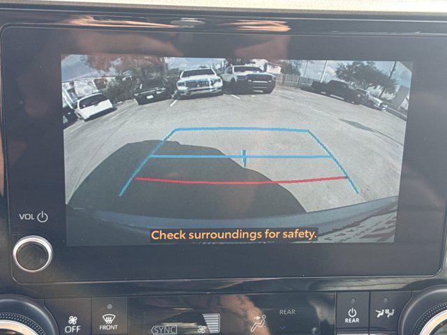 used 2024 Toyota Highlander car, priced at $30,199