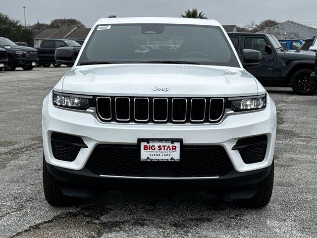 new 2025 Jeep Grand Cherokee car, priced at $30,862