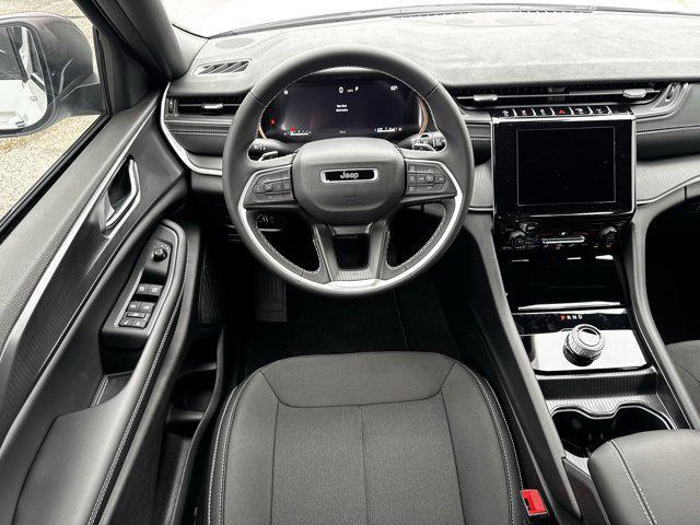 new 2025 Jeep Grand Cherokee car, priced at $30,862