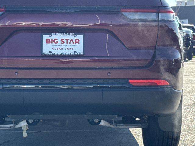 new 2025 Jeep Grand Cherokee car, priced at $35,889