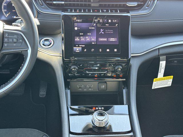 new 2025 Jeep Grand Cherokee car, priced at $35,889