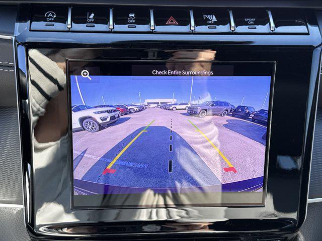 new 2025 Jeep Grand Cherokee car, priced at $35,889