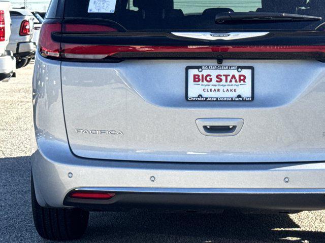 new 2026 Chrysler Pacifica car, priced at $41,844