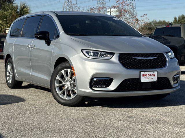 new 2026 Chrysler Pacifica car, priced at $41,844