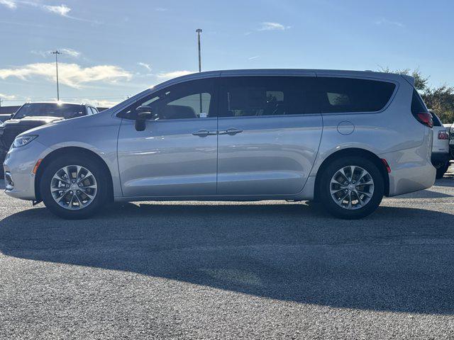new 2026 Chrysler Pacifica car, priced at $41,844