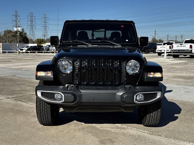 used 2022 Jeep Gladiator car, priced at $27,330