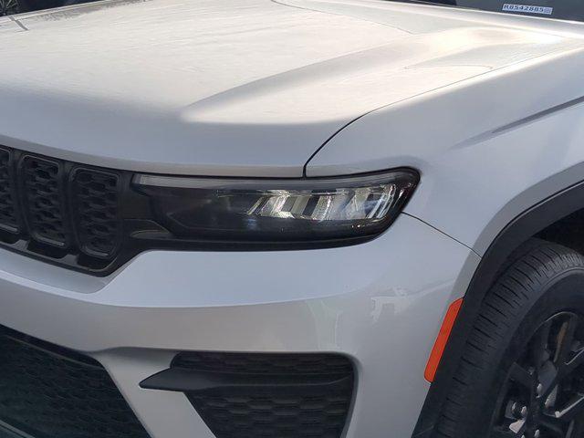 used 2024 Jeep Grand Cherokee car, priced at $30,900