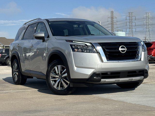 used 2025 Nissan Pathfinder car, priced at $30,899