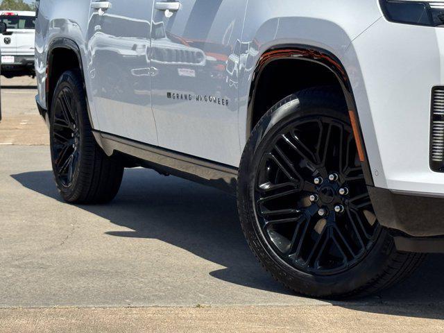 new 2026 Jeep Grand Wagoneer L car, priced at $77,018