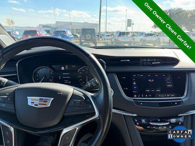 used 2023 Cadillac XT5 car, priced at $26,257
