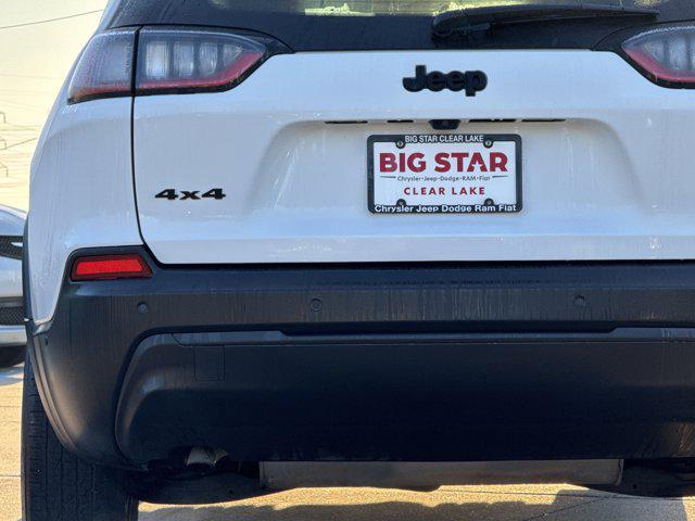 used 2023 Jeep Cherokee car, priced at $17,493