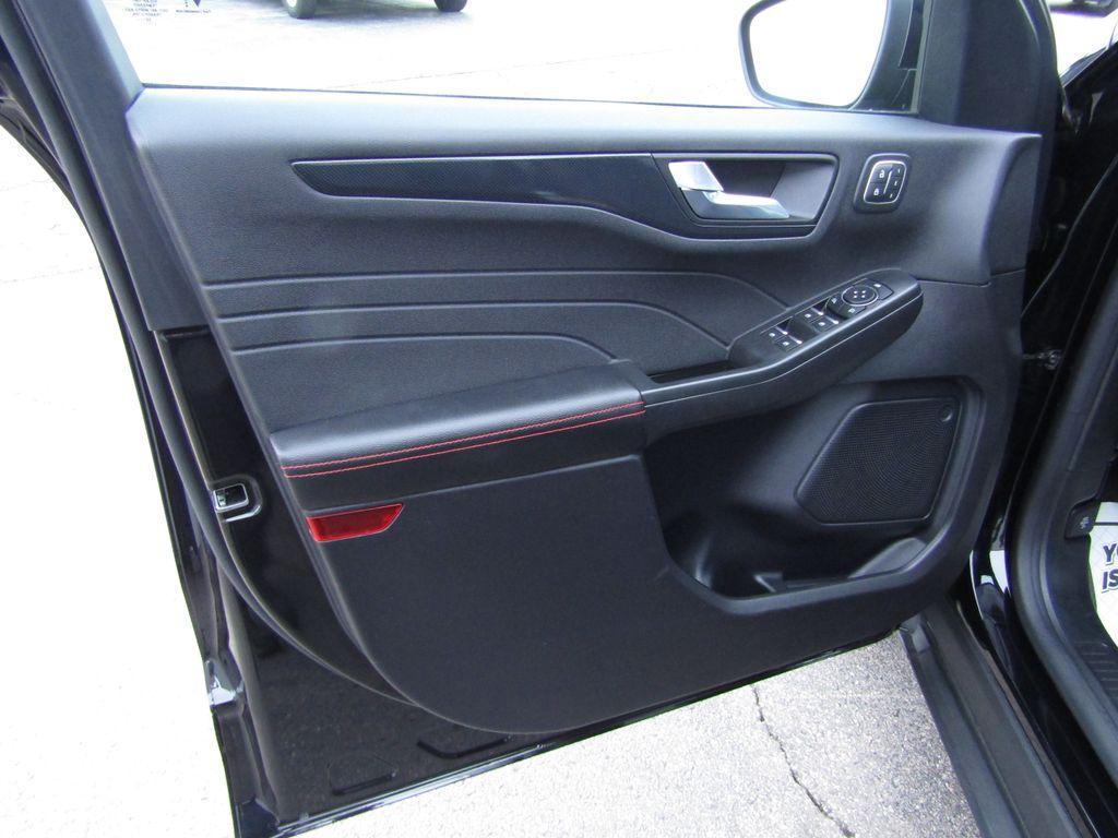 used 2023 Ford Escape car, priced at $29,335