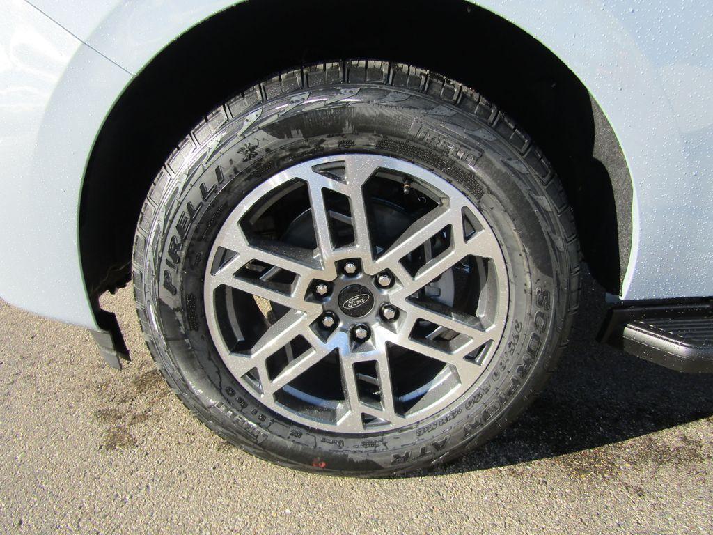 new 2025 Ford Expedition Max car, priced at $74,085