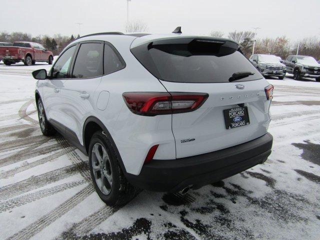 used 2025 Ford Escape car, priced at $25,663