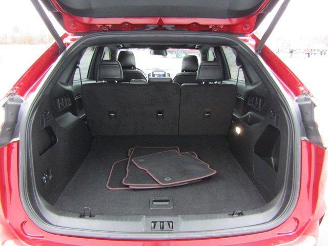 used 2024 Ford Edge car, priced at $30,451