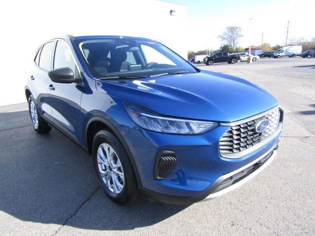 used 2023 Ford Escape car, priced at $25,672