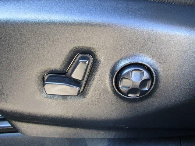 used 2025 Chrysler Pacifica car, priced at $36,711