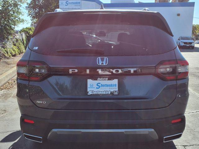 new 2026 Honda Pilot car, priced at $48,090