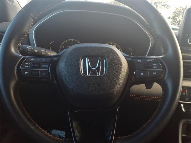 used 2025 Honda Pilot car, priced at $38,388