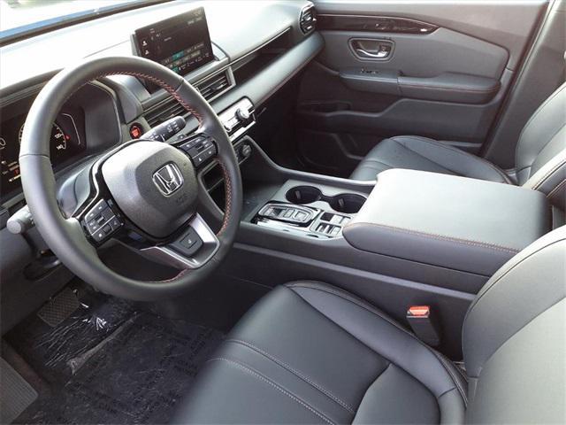 new 2025 Honda Pilot car, priced at $50,895